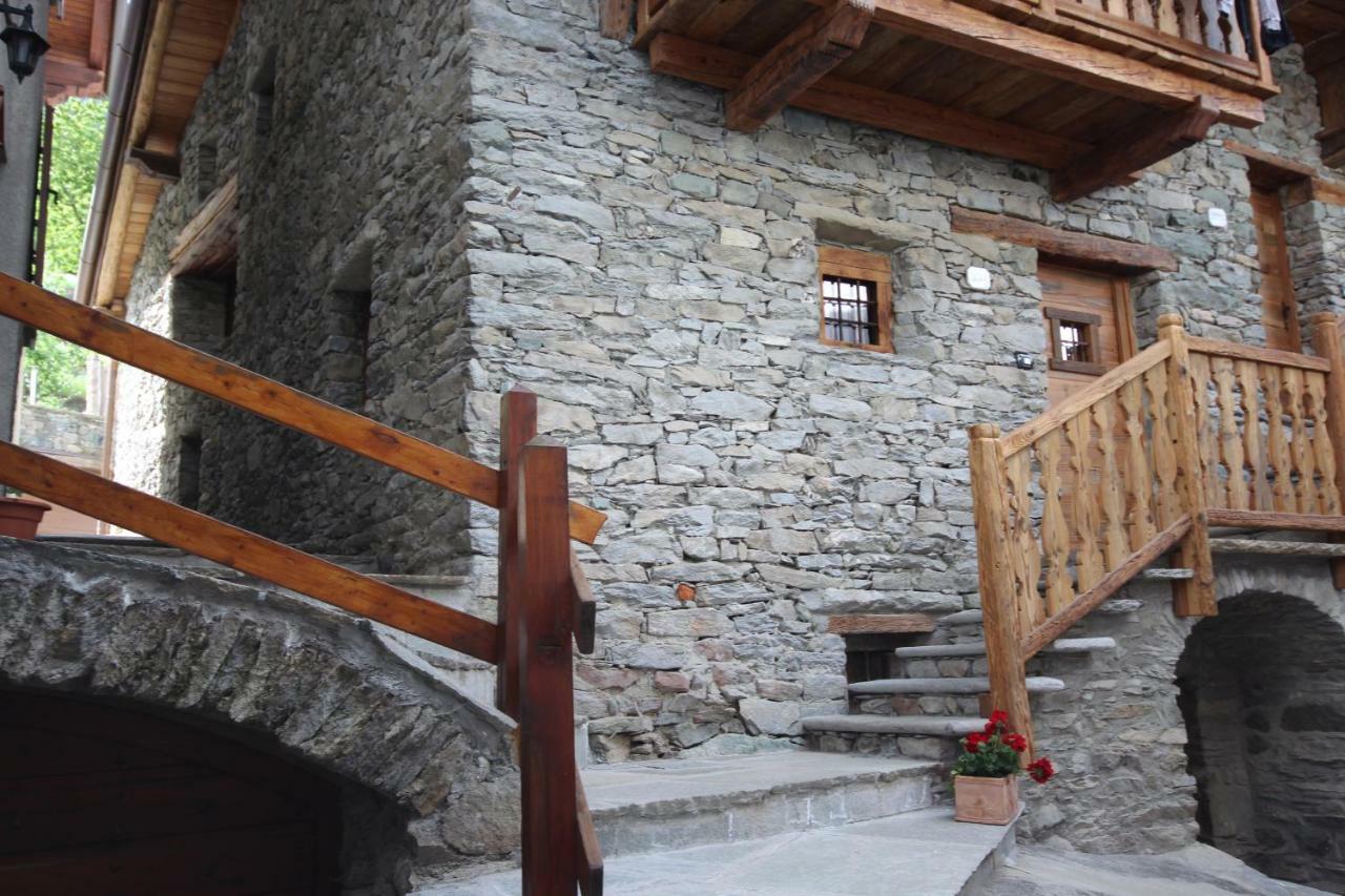 Vecchio Fienile Apartment Aosta Exterior photo