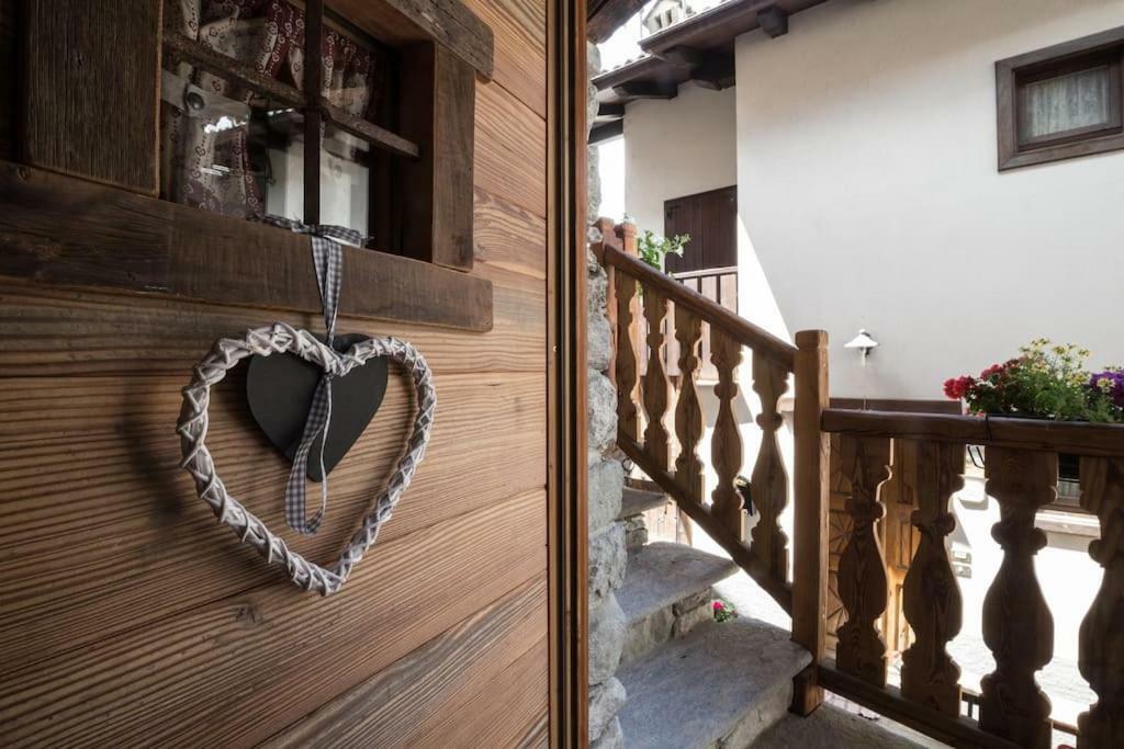 Vecchio Fienile Apartment Aosta Exterior photo