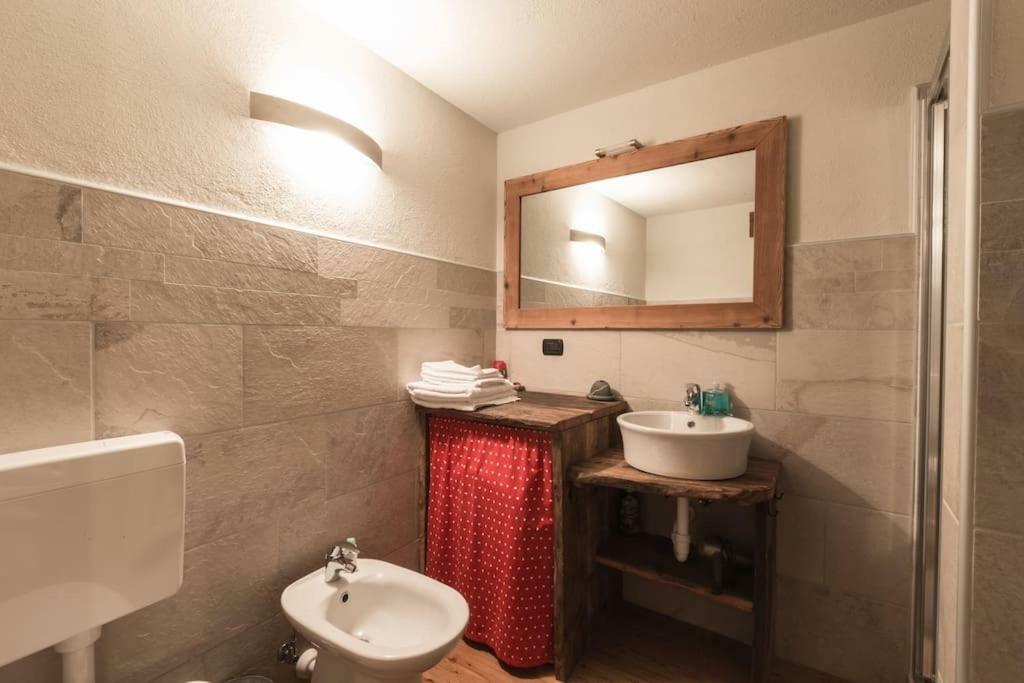 Vecchio Fienile Apartment Aosta Exterior photo